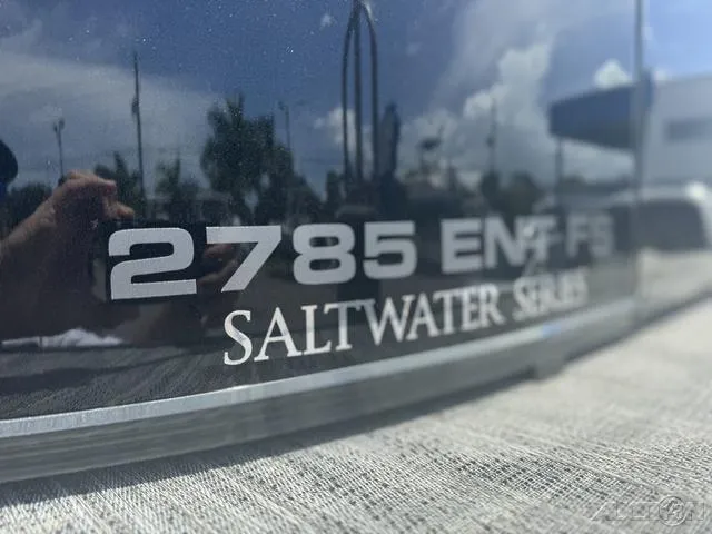 Slide: The Image of 2024 Avalon Catalina Entertainer Funship 27 FT Saltwater Series close-up - 8