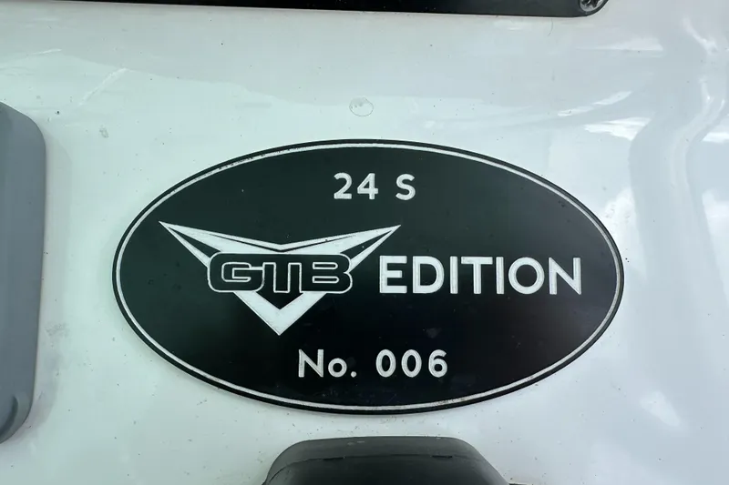 Slide: The Image of 2018 Contender 24 Sport GTB Edition No. 006 badge - 13