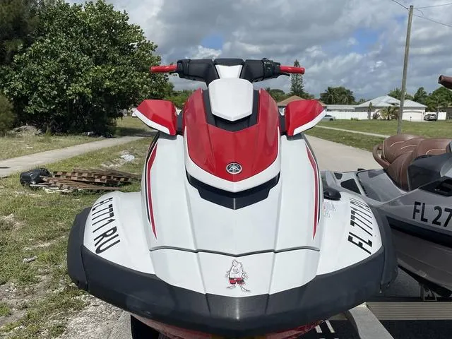 Slide: The Image of Yamaha FX SVHO 2019 - 4