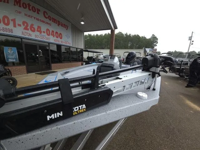 Slide: The Image of Xpress H20 Bass 2025 - 4