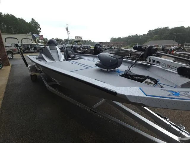 Slide: The Image of Xpress H20 Bass 2025 - 7