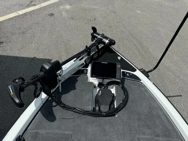 Slide: The Image of Phoenix 920 Elite 2 boat dashboard with advanced navigation system, 2025 model. - 3