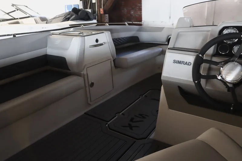 Slide: The Image of Starcraft SVX 211 OB 2025 - 11