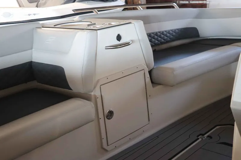 Slide: The Image of Starcraft SVX 211 OB 2025 - 12