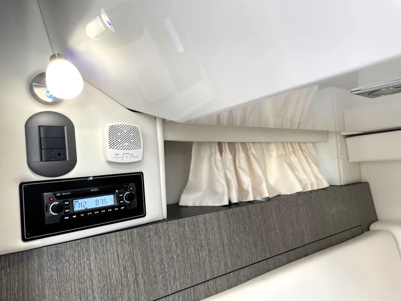 Slide: The Image of Monterey 345 Sport Yacht 2020 - 75