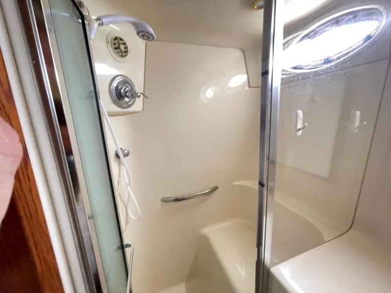 Slide: The Image of Sea Ray 420 Aft Cabin 1998 - 52