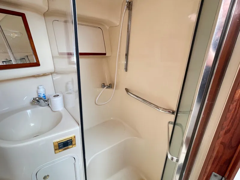 Slide: The Image of Sea Ray 420 Aft Cabin 1998 - 68