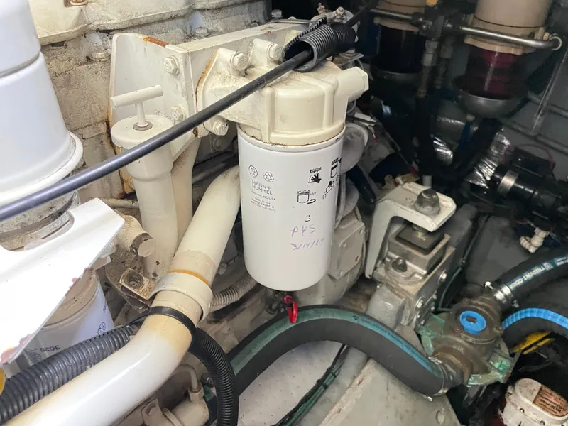 Slide: The Image of Sea Ray 420 Aft Cabin 1998 - 90