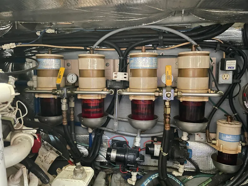 Slide: The Image of Sea Ray 420 Aft Cabin 1998 - 91