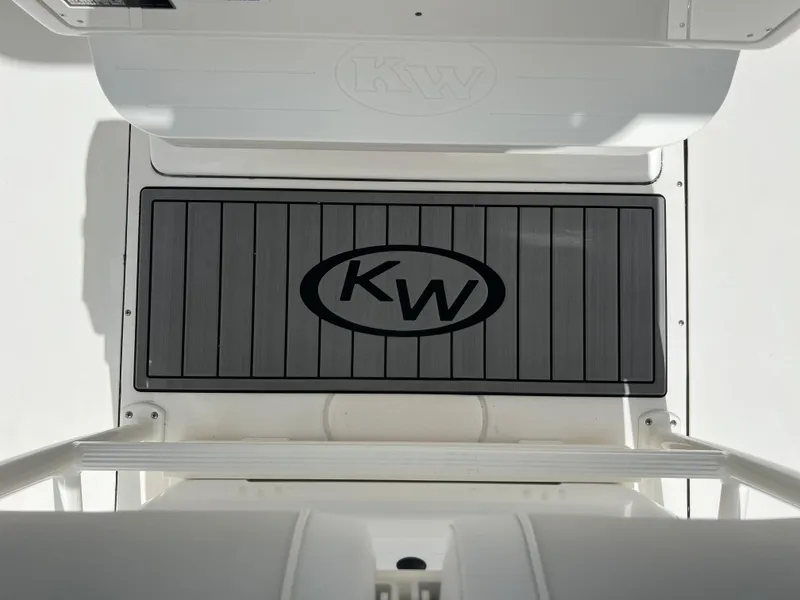 Slide: The Image of Key West 244 Center Console 2025 - 51