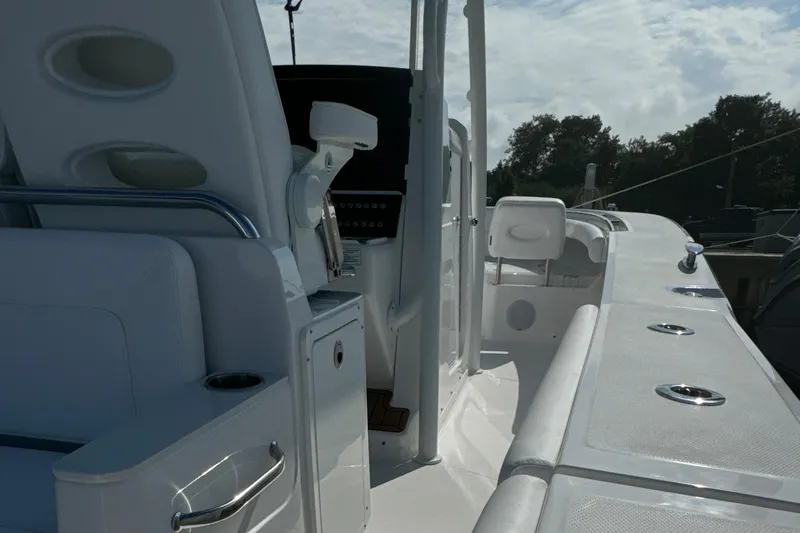 Slide: The Image of Southport 30FE REV Yacht Sales - 21