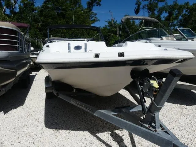 Slide: The Image of Hurricane SunDeck Sport 201 OB 2011 - 2