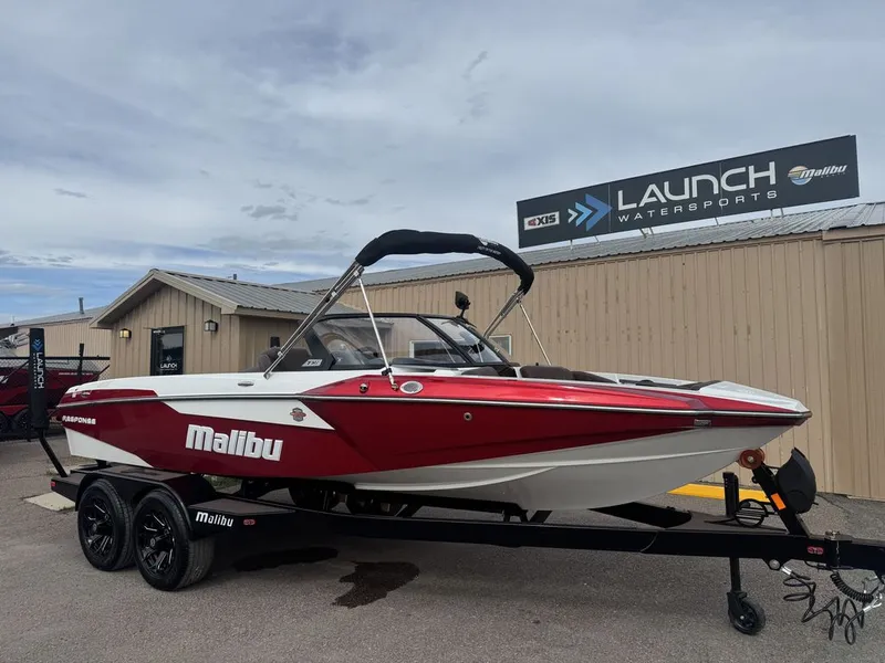 Slide: The Image of Malibu Boats TXi Response 2026 - 13