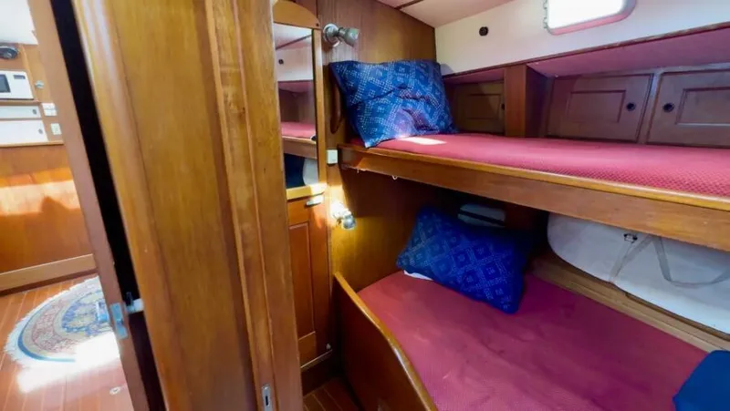 Slide: The Image of Camper & Nicholsons Nicholson 58 1984 - 12