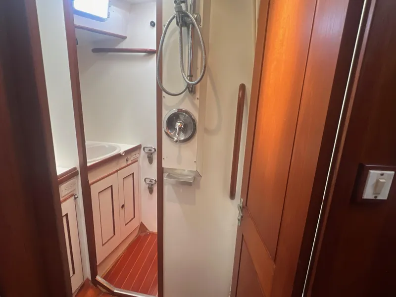 Slide: The Image of Camper & Nicholsons Nicholson 58 1984 - 21