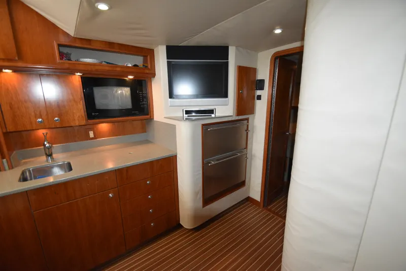 Slide: The Image of Albemarle 41 Express 2006 - 72