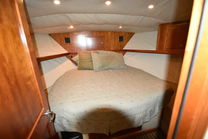 Slide: The Image of Albemarle 41 Express 2006 - 73