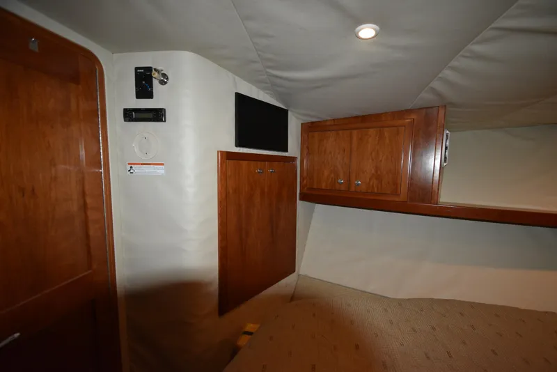 Slide: The Image of Albemarle 41 Express 2006 - 78