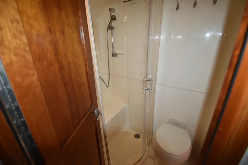 Slide: The Image of Albemarle 41 Express 2006 - 79