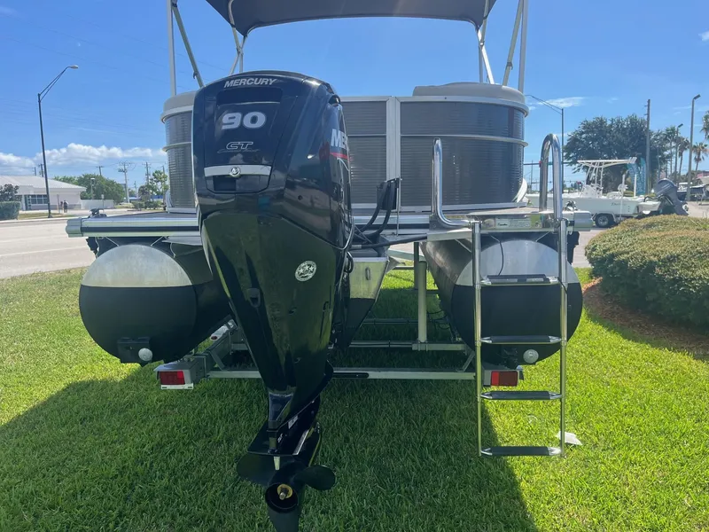 Slide: The Image of 2022 Cypress Cay Seabreeze 232 pontoon boat on a trailer. - 3