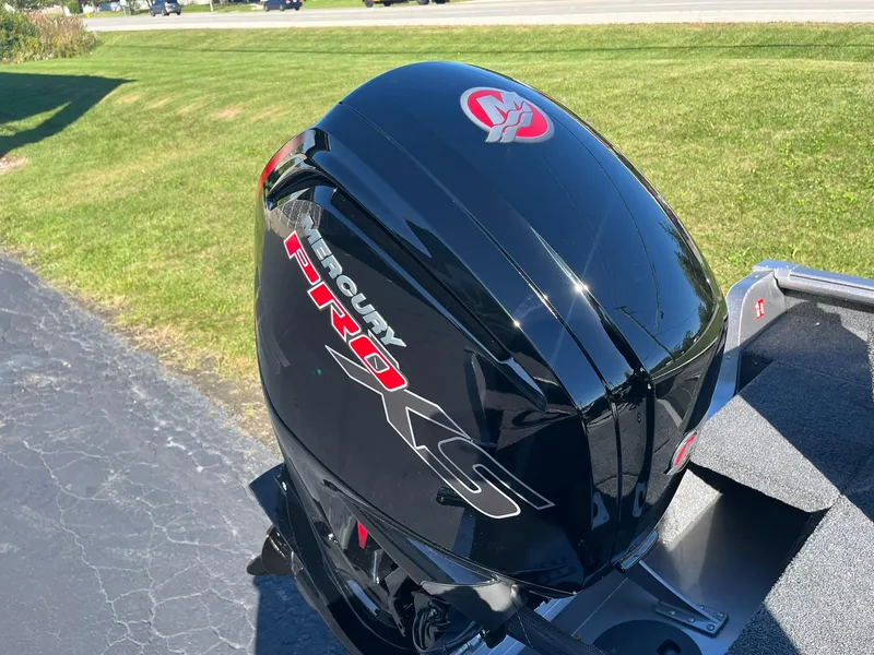 Slide: The Image of 2025 Lund 1775 Impact XS SS with Mercury Pro XS outboard motor. - 28