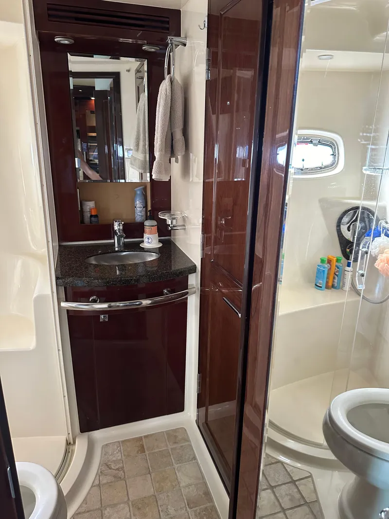 Slide: The Image of Sea Ray 55 Sundancer 2009 - 28