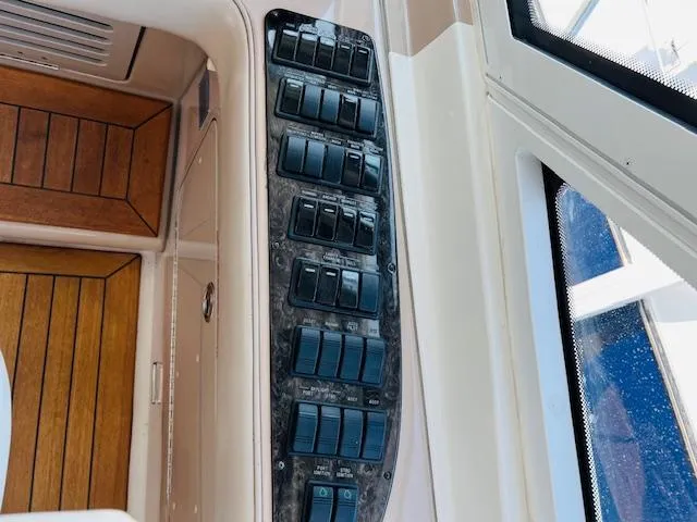 Slide: The Image of Sea Ray 55 Sundancer 2009 - 47