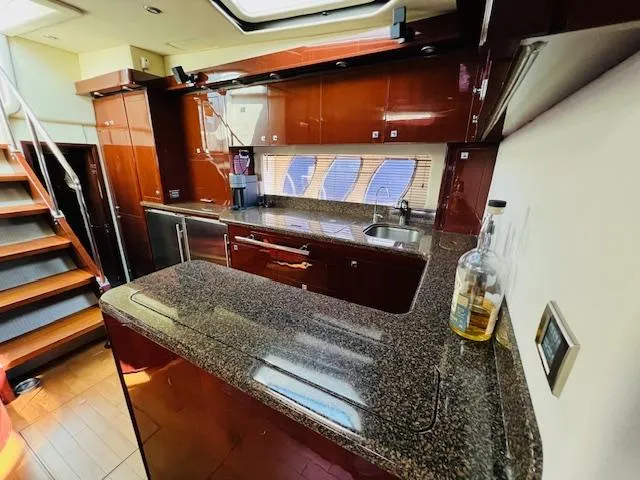 Slide: The Image of Sea Ray 55 Sundancer 2009 - 60