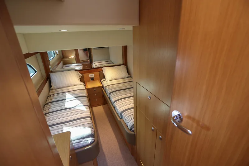 Slide: The Image of Riviera 525 SUV 2016 - 67