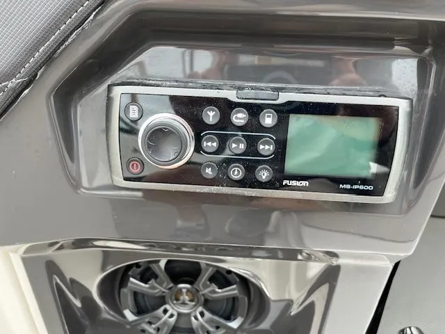 Slide: The Image of 2014 Monterey 268 Super Sport boat stereo system and speaker. - 7