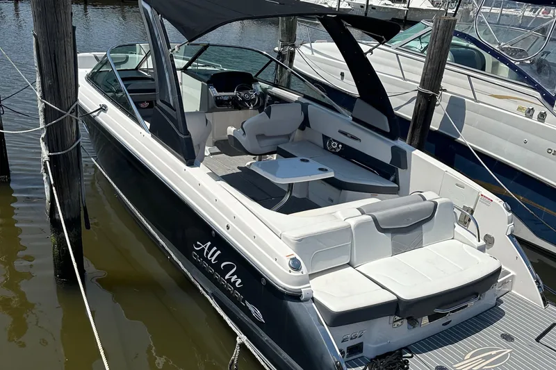 Slide: The Image of Chaparral 287 SSX REV Yacht Sales - 1