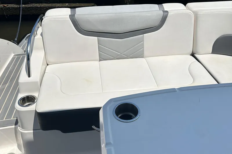 Slide: The Image of Chaparral 287 SSX REV Yacht Sales - 10