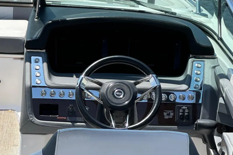 Slide: The Image of Chaparral 287 SSX REV Yacht Sales - 2