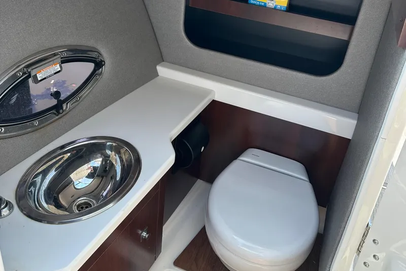 Slide: The Image of Chaparral 287 SSX REV Yacht Sales - 6