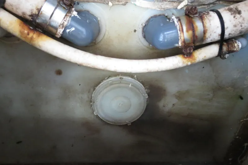 Slide: The Image of 2018 Parker 2520 XLD Sport Cabin boat plumbing system with pipes and fittings - 30