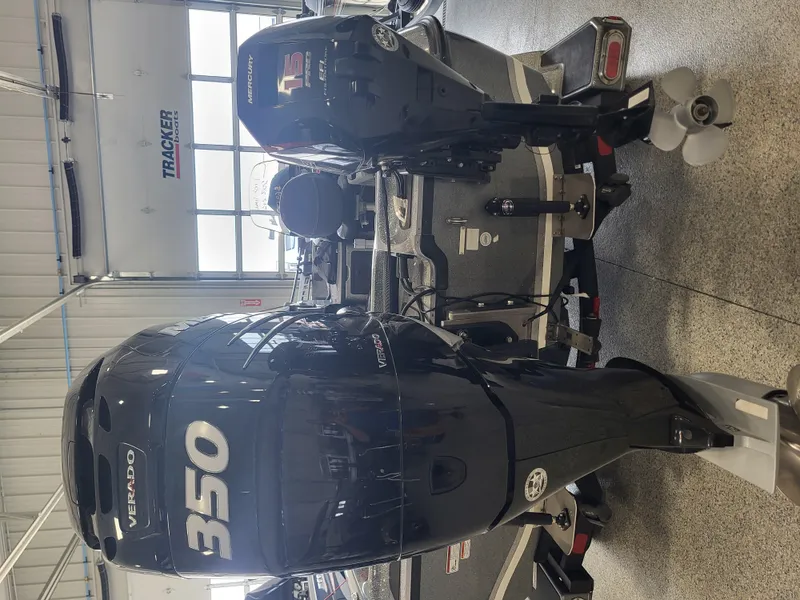 Slide: The Image of 2018 Nitro ZV21 boat with Mercury Verado 350 outboard motor in showroom. - 9