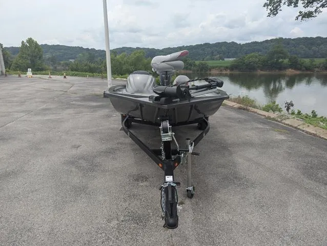 Slide: The Image of G3 Sportsman 1610 2023 - 2