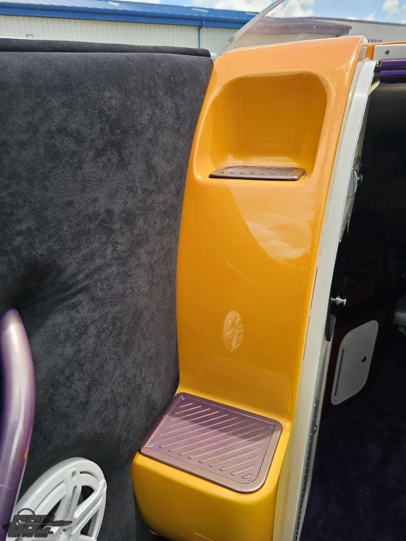 Slide: The Image of Outerlimits 42 Legacy 2004 - 104