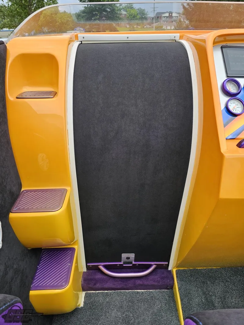 Slide: The Image of Outerlimits 42 Legacy 2004 - 128