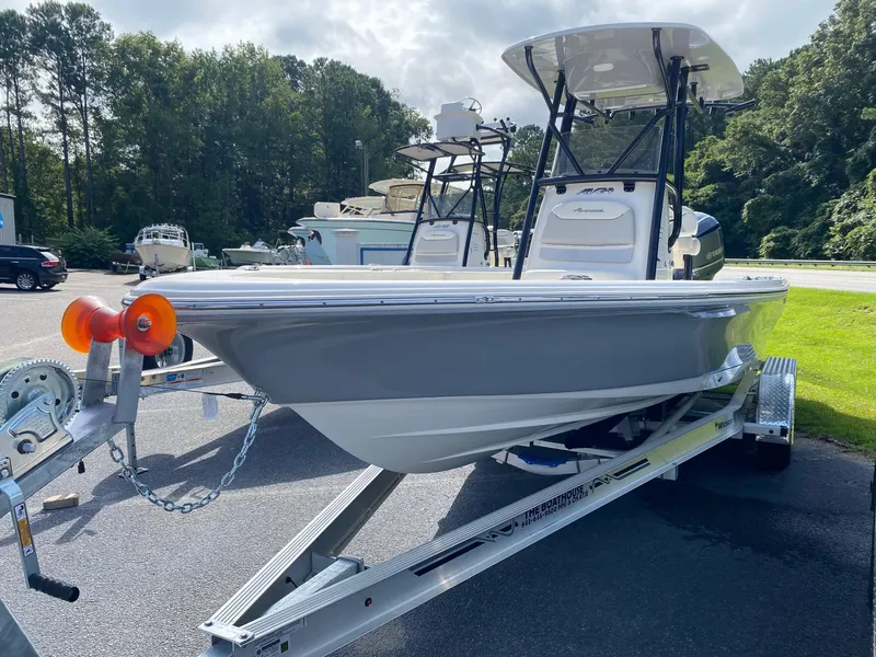 Slide: The Image of Avenger Avenger AV24 2023 - 5