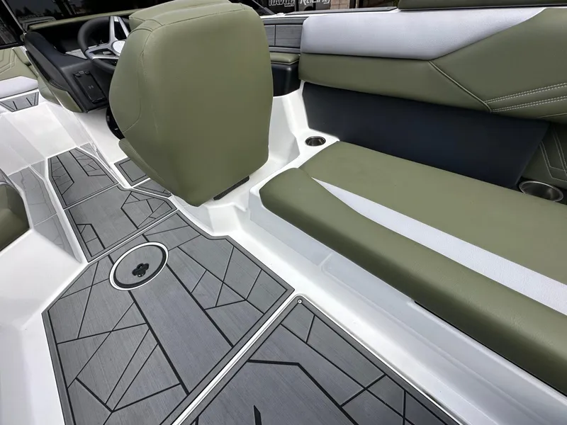 Slide: The Image of ATX 24 Type-S 2025 - 16