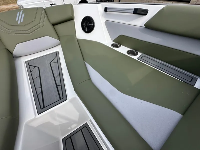 Slide: The Image of ATX 24 Type-S 2025 - 20