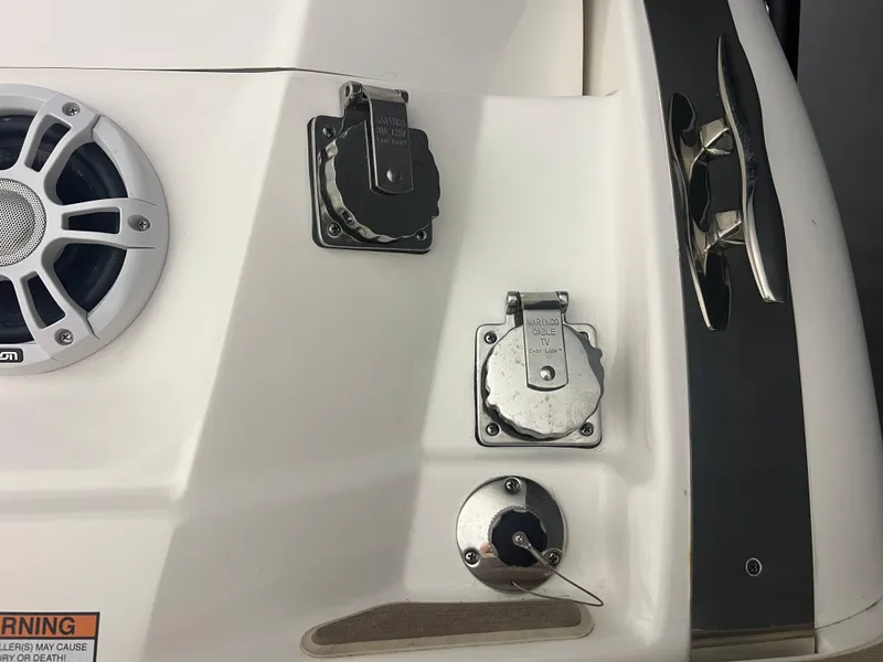 Slide: The Image of Regal 28 Express 2024 - 20