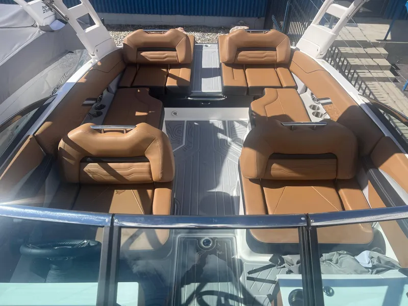 Slide: The Image of Regal LS4 Surf 2024 - 5