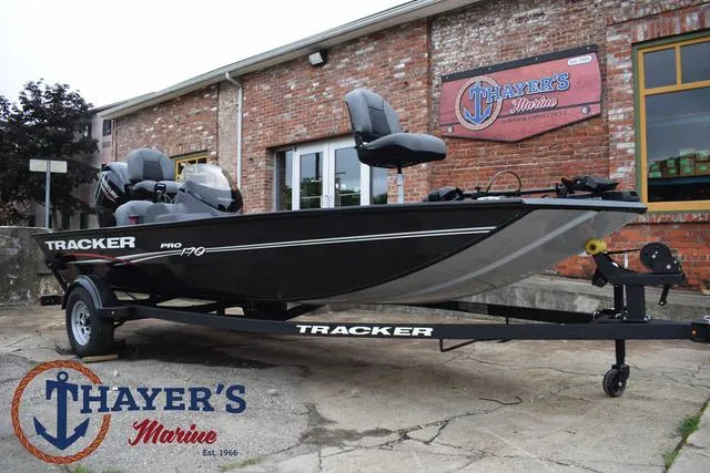 Slide: The Image of 2024 Tracker Pro 170 boat at Thayer's Marine dealership. - 32