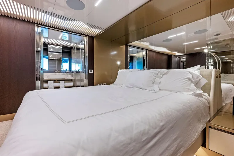 Slide: The Image of Ferretti Yachts 850 2022 - 68