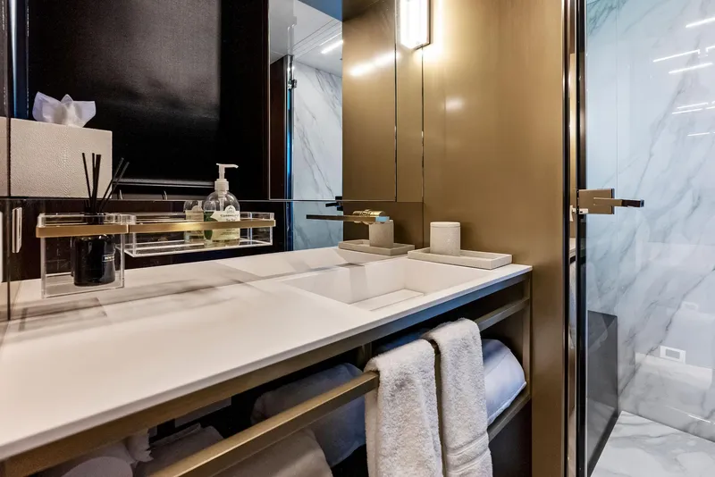 Slide: The Image of Ferretti Yachts 850 2022 - 90