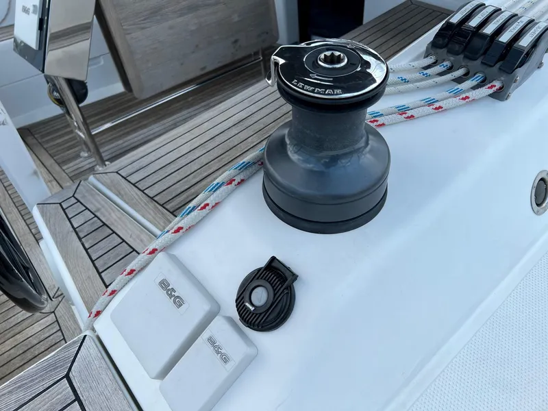 Slide: The Image of Hanse 415 - 18