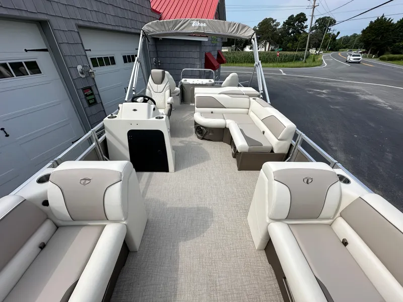 Slide: The Image of 2025 Tahoe Pontoon 2385 Sport 85, Rear Fish, Tri Toon, Sport Performance boat interior. - 13