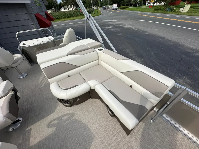 Slide: The Image of 2025 Tahoe Pontoon 2385 Sport 85, Rear Fish, Tri Toon, Sport Performance interior. - 15